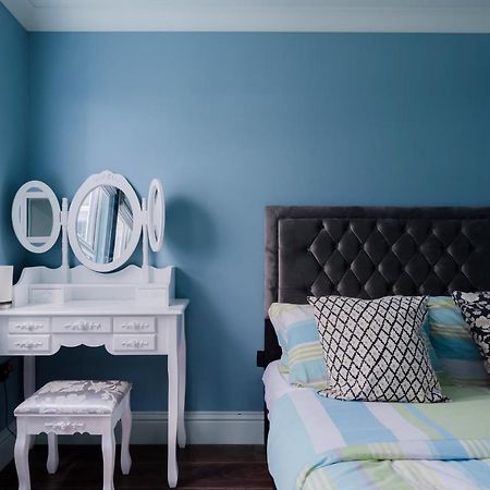 Central Stylish 2-Bed Apartment In ลอนดอน ภายนอก รูปภาพ